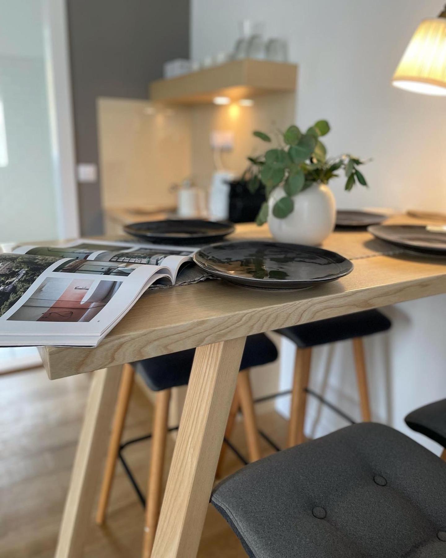 Frida Apartman, Exkluziv Varpanoramaval, A Belvaros Sziveben, Ingyenes Parkolassal Веспрем Экстерьер фото